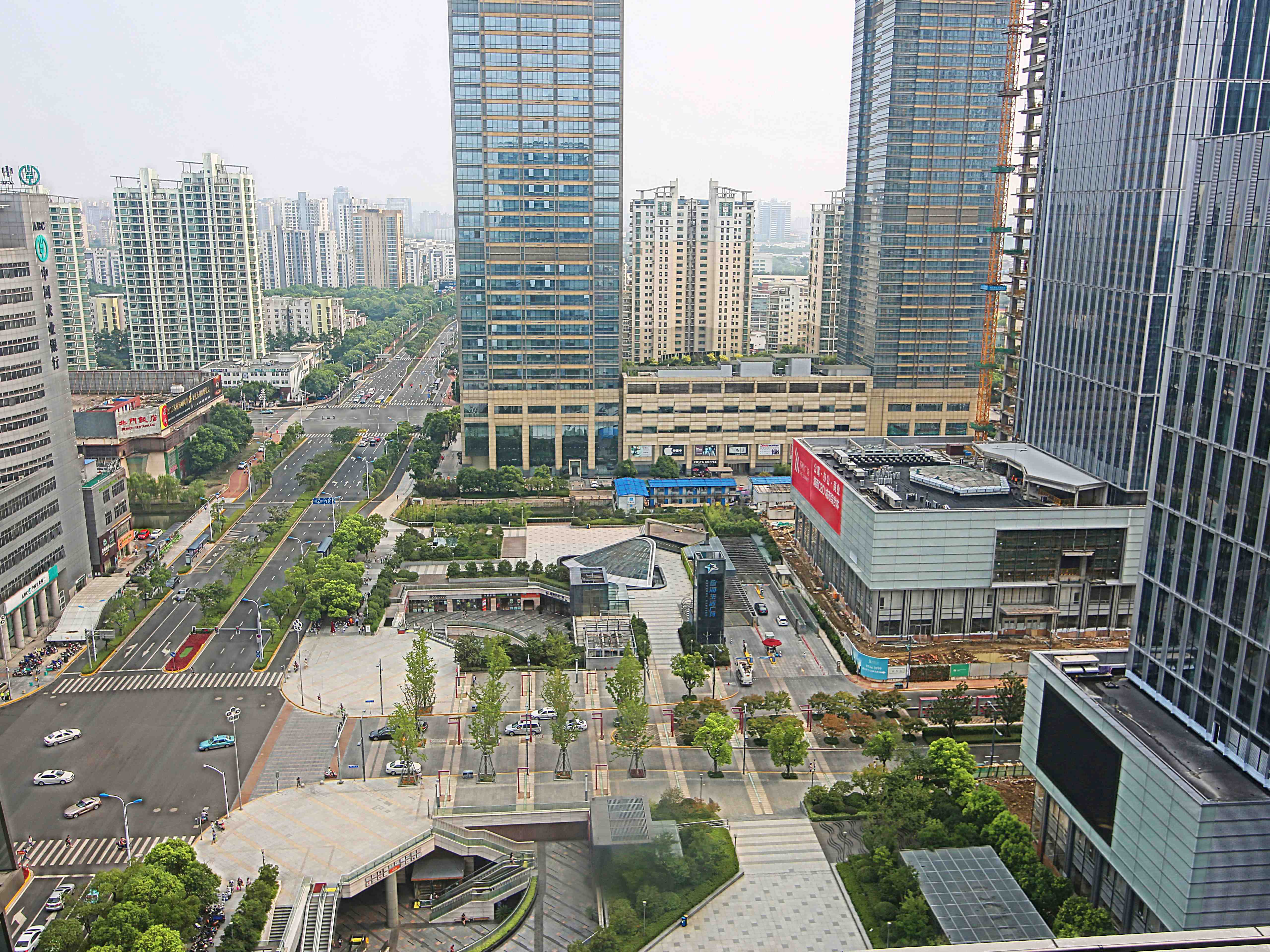 信投大厦大堂实景